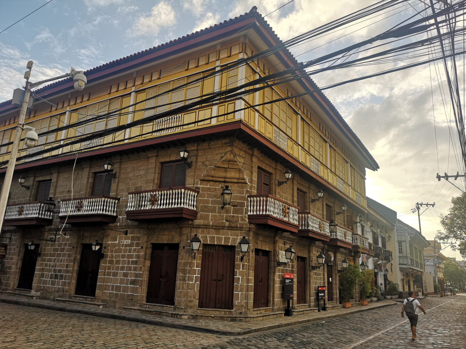 Explore Intramuros (Featuring The Manila Girls) – WanderManila